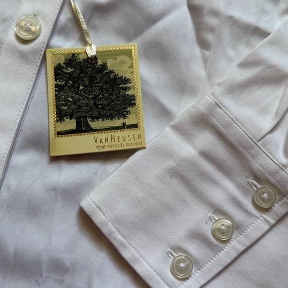 Van Heusen Classic White Dress Shirt - Picture 3 of 5